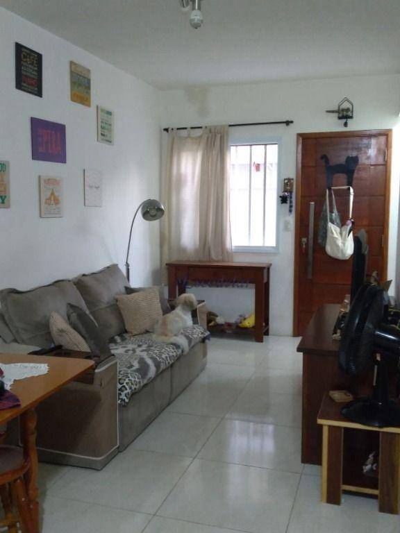 Casa de Condomínio à venda com 2 quartos, 60m² - Foto 1