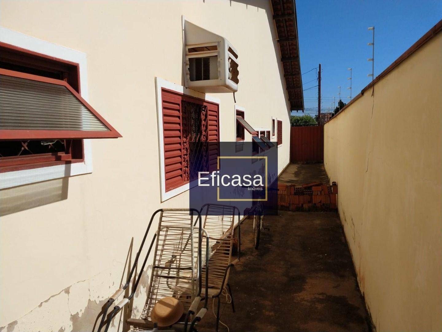 Casa à venda com 3 quartos, 280m² - Foto 12