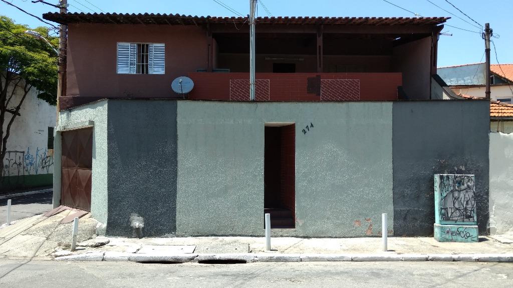 Sobrado à venda com 2 quartos, 180m² - Foto 1