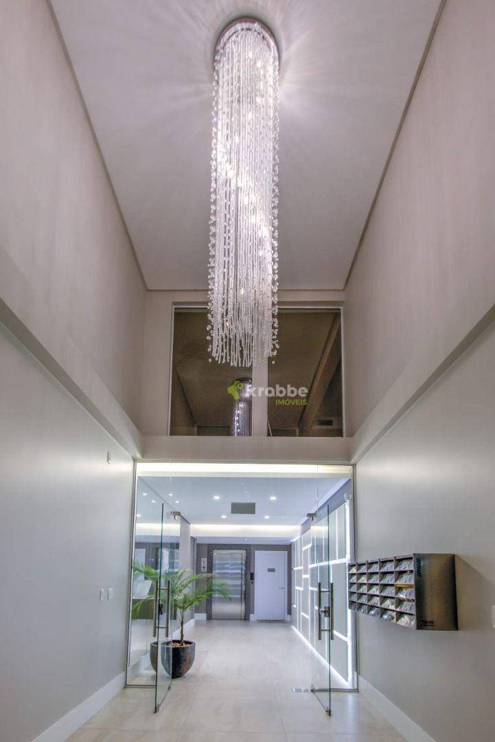 Cobertura, 3 quartos, 188 m² - Foto 3