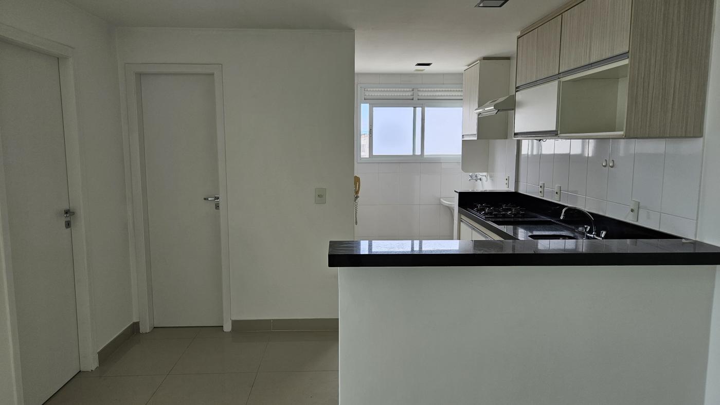 Apartamento para alugar com 1 quarto, 69m² - Foto 12