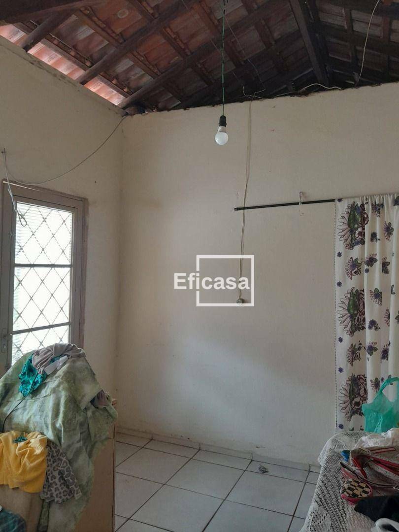 Casa à venda com 2 quartos, 360m² - Foto 17