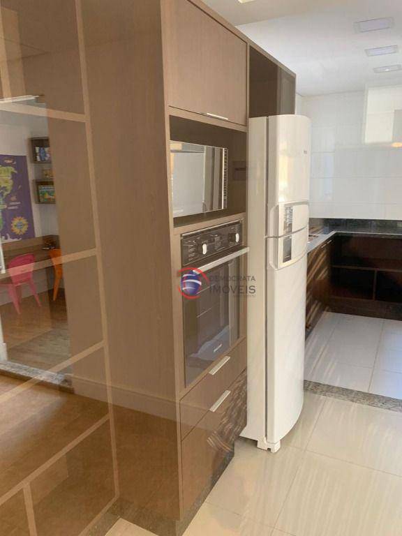 Apartamento à venda com 2 quartos, 64m² - Foto 25