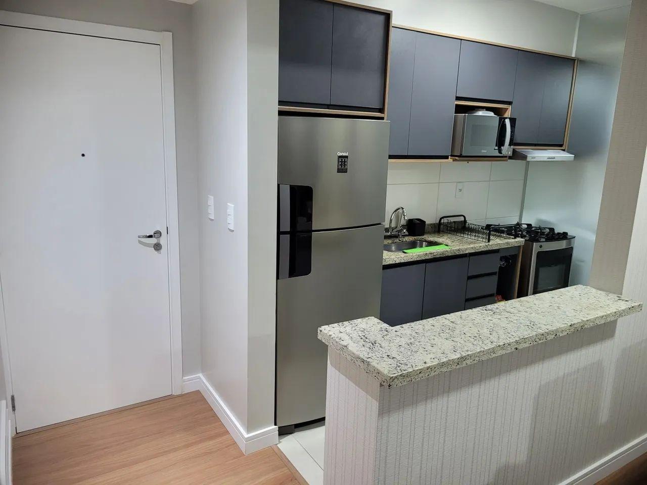 Apartamento à venda com 2 quartos, 67m² - Foto 2