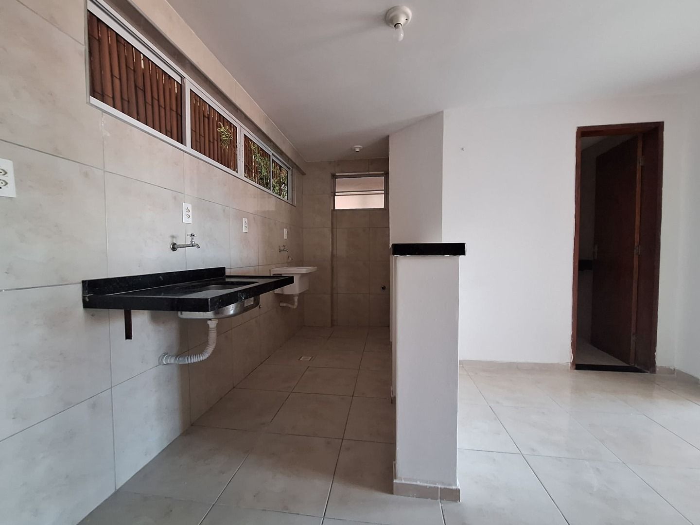 Apartamento para alugar com 2 quartos, 36m² - Foto 4