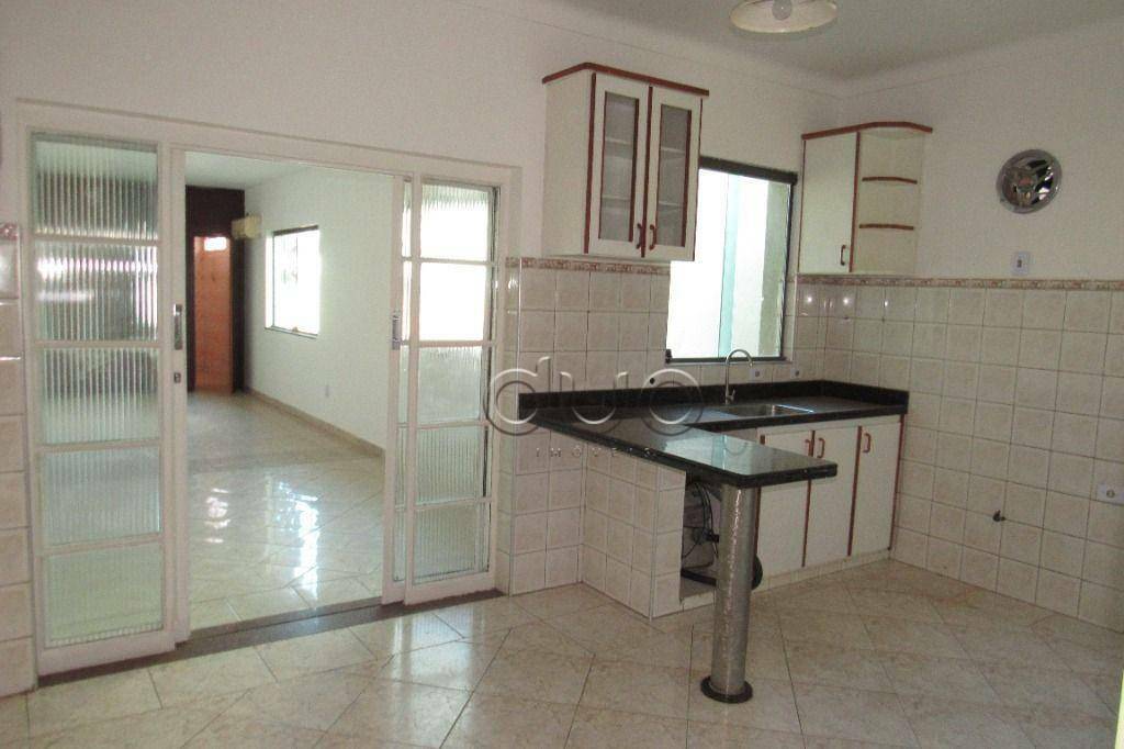 Casa à venda e aluguel com 3 quartos, 265m² - Foto 6