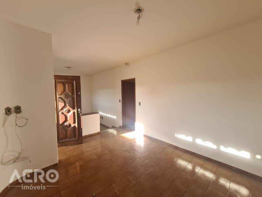 Casa à venda com 3 quartos, 182m² - Foto 28