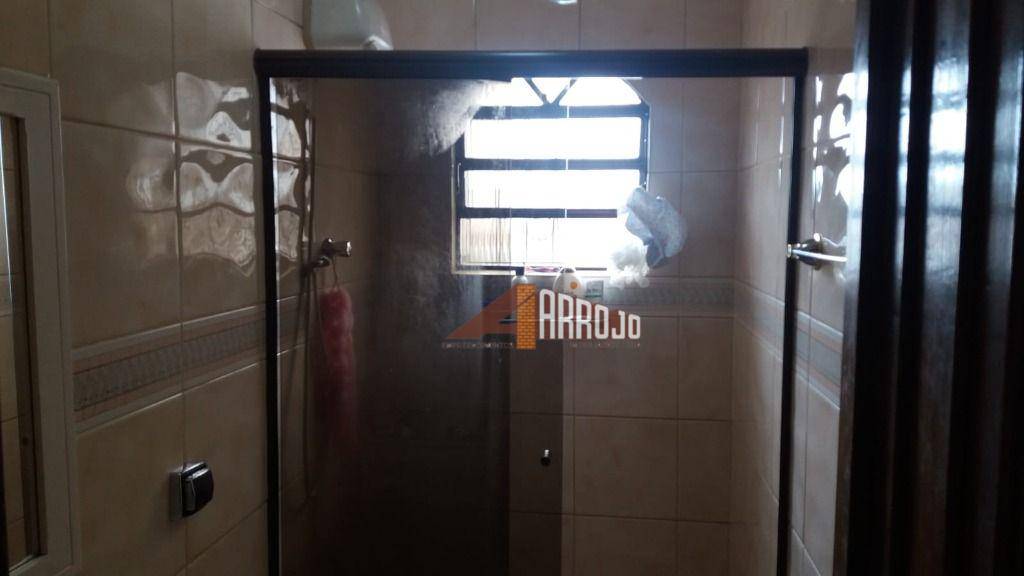 Sobrado à venda com 3 quartos, 211m² - Foto 29