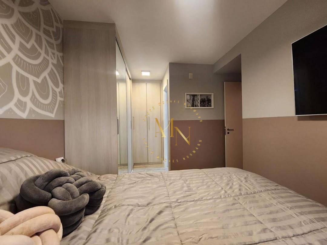 Apartamento à venda com 2 quartos, 68m² - Foto 7