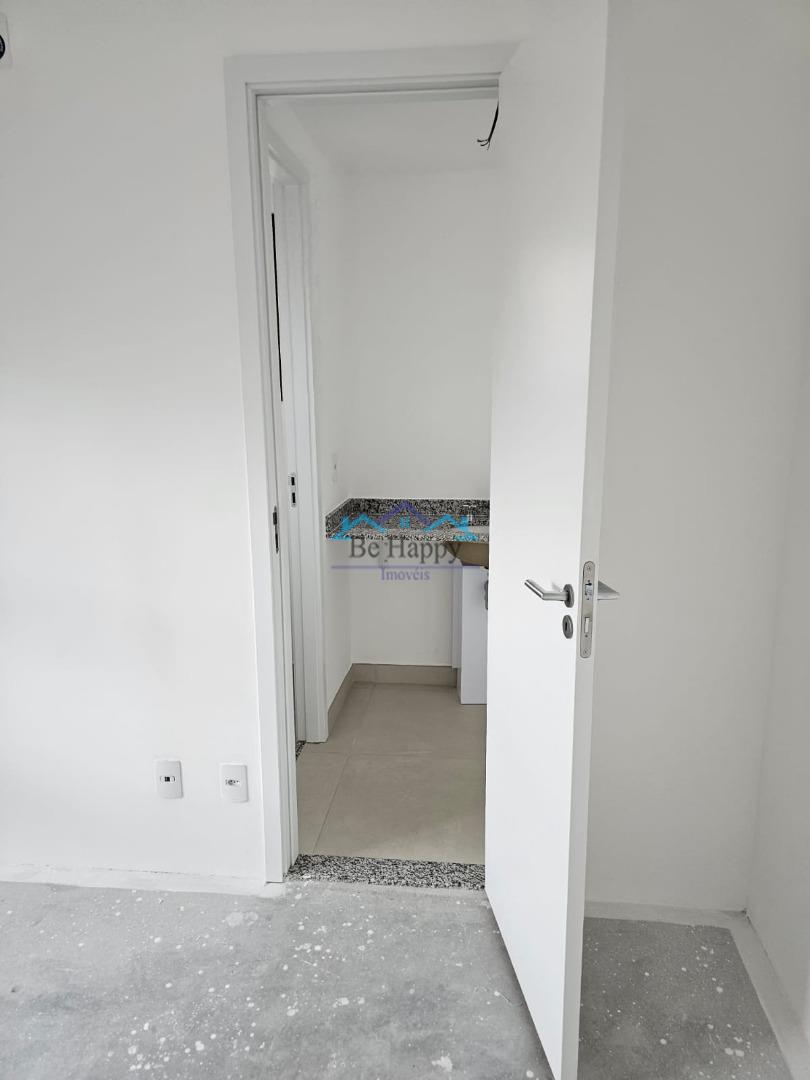 Apartamento à venda com 3 quartos, 91m² - Foto 2