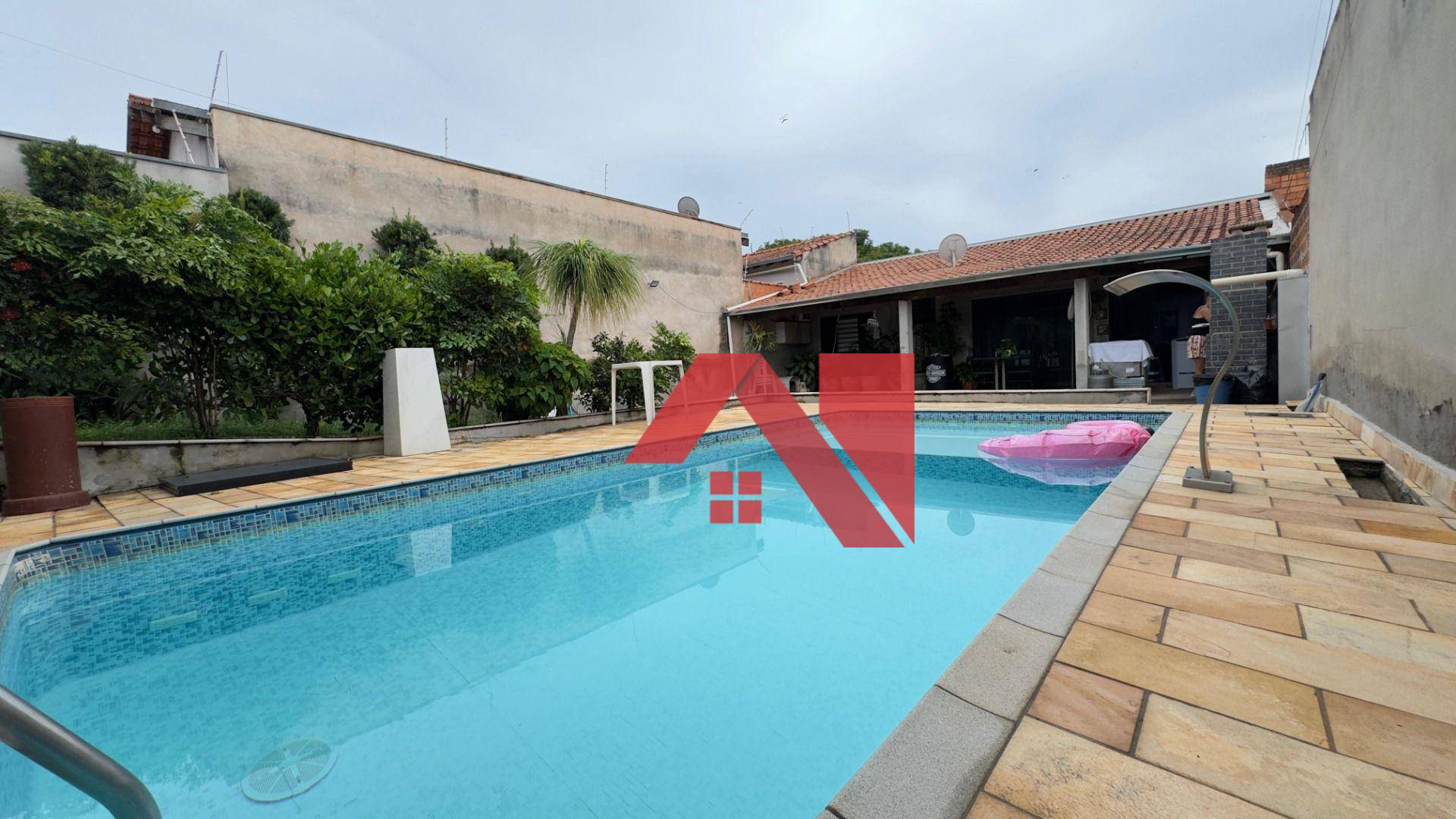 Casa, 1 quarto, 65 m² - Foto 1