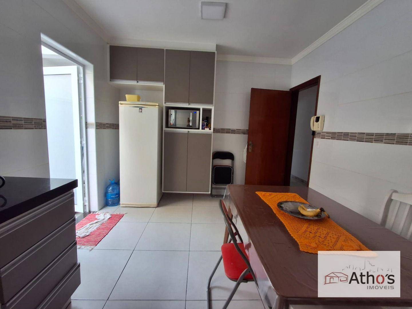 Casa à venda com 3 quartos, 182m² - Foto 5