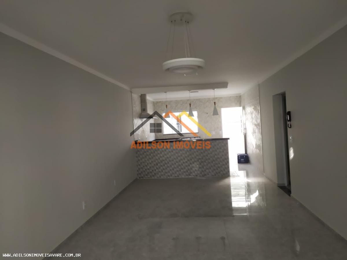 Casa à venda com 2 quartos, 250m² - Foto 9