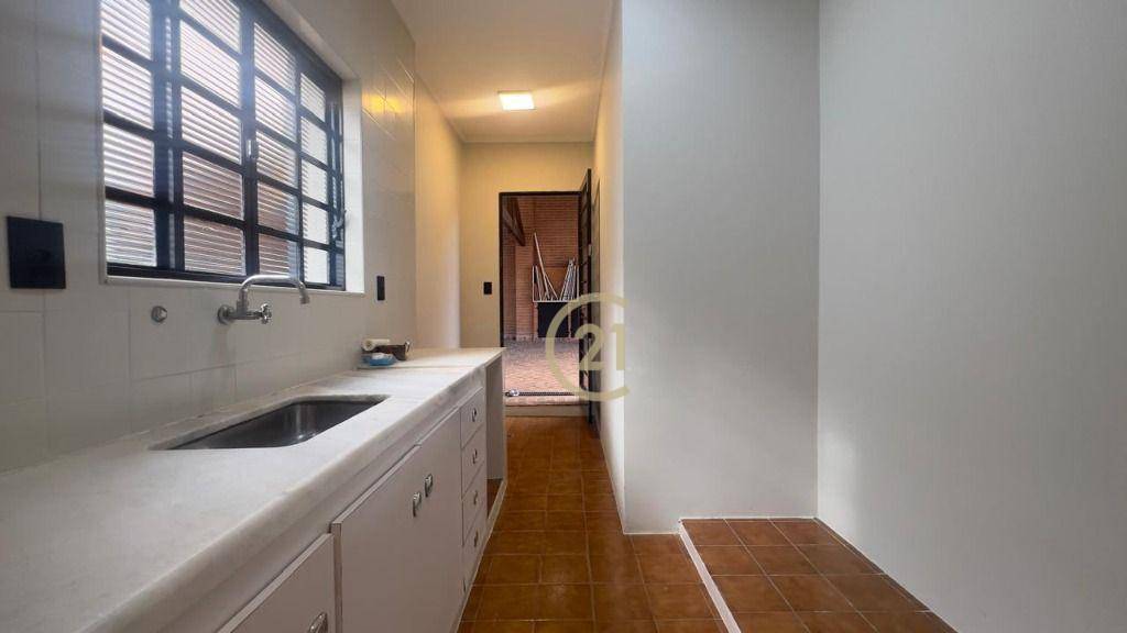 Casa à venda com 3 quartos, 167m² - Foto 9