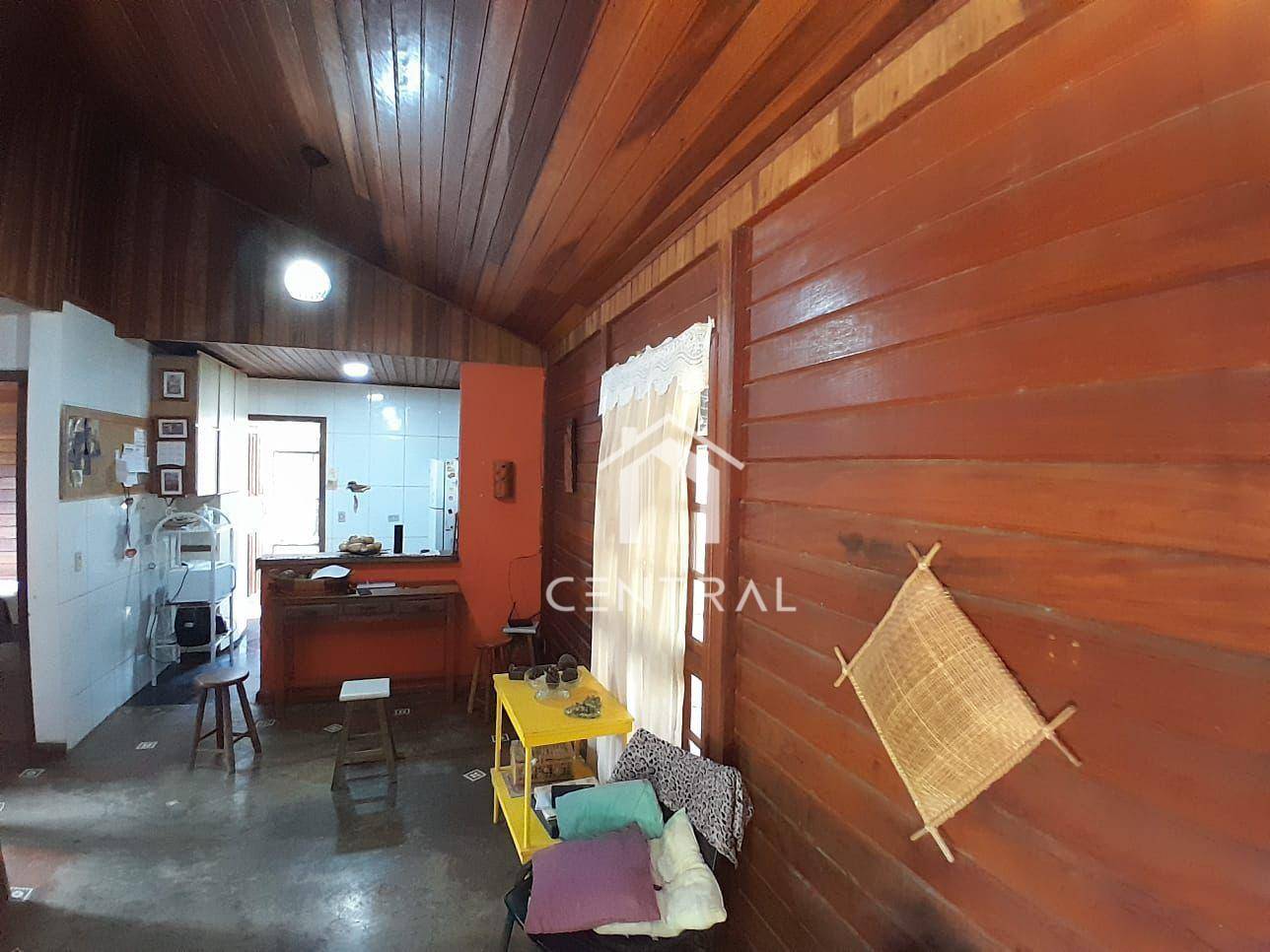 Chácara, 3 quartos, 2000 m² - Foto 2