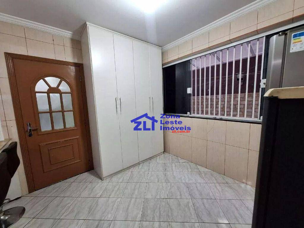 Sobrado à venda com 3 quartos, 180m² - Foto 5