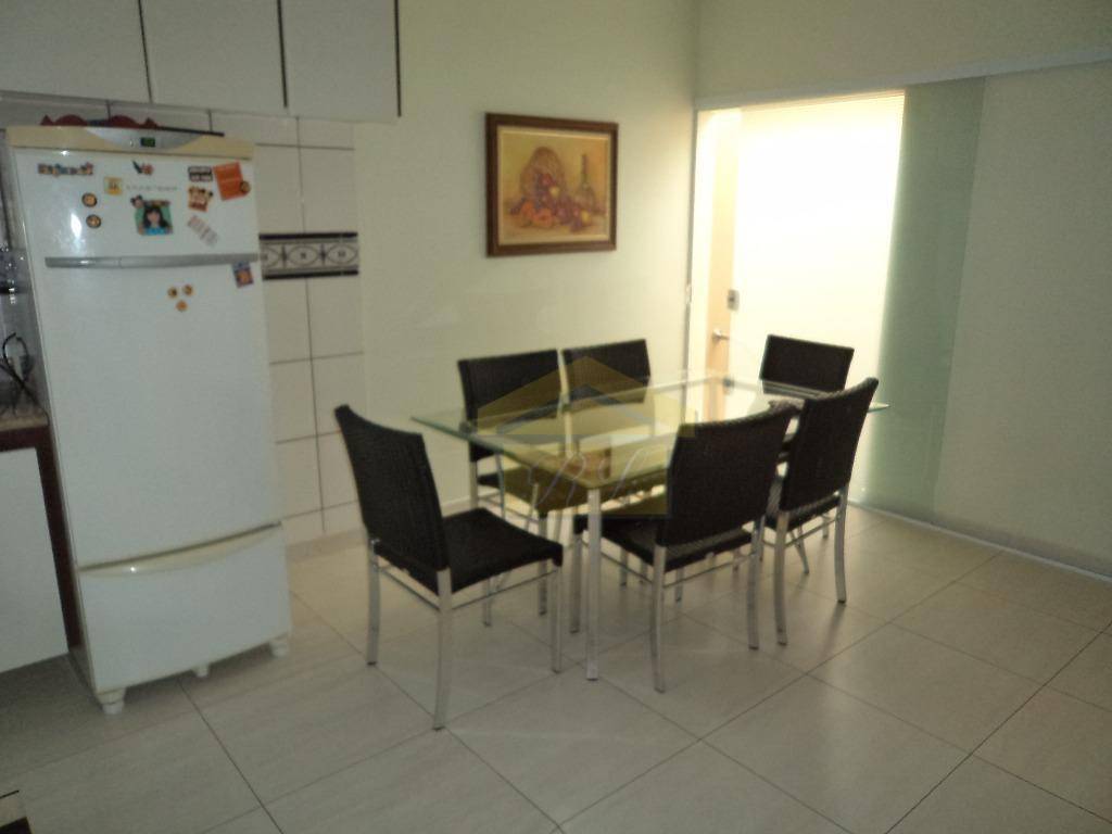 Casa à venda com 3 quartos, 300m² - Foto 6