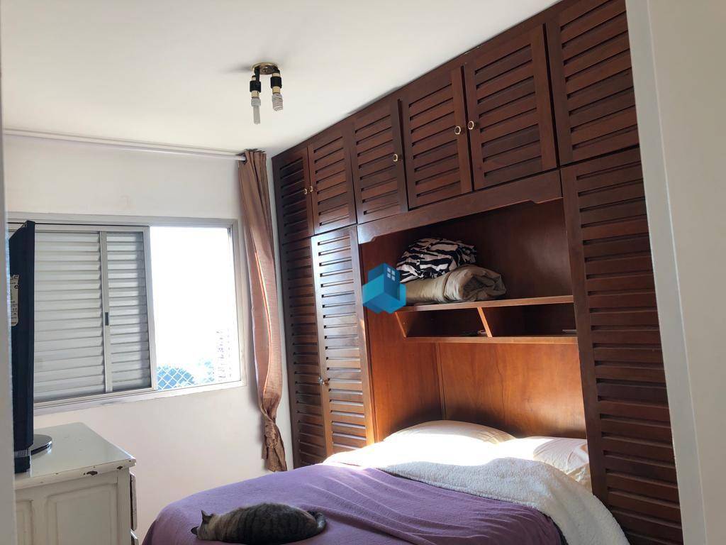 Apartamento à venda com 2 quartos, 77m² - Foto 4