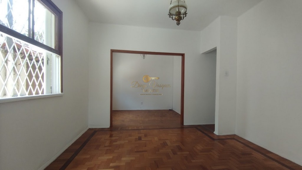 Casa à venda com 2 quartos, 1m² - Foto 5