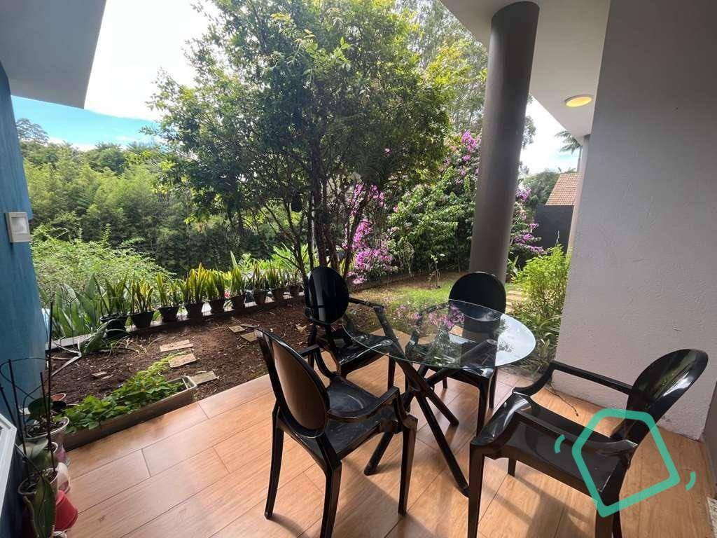 Casa de Condomínio à venda com 3 quartos, 300m² - Foto 19