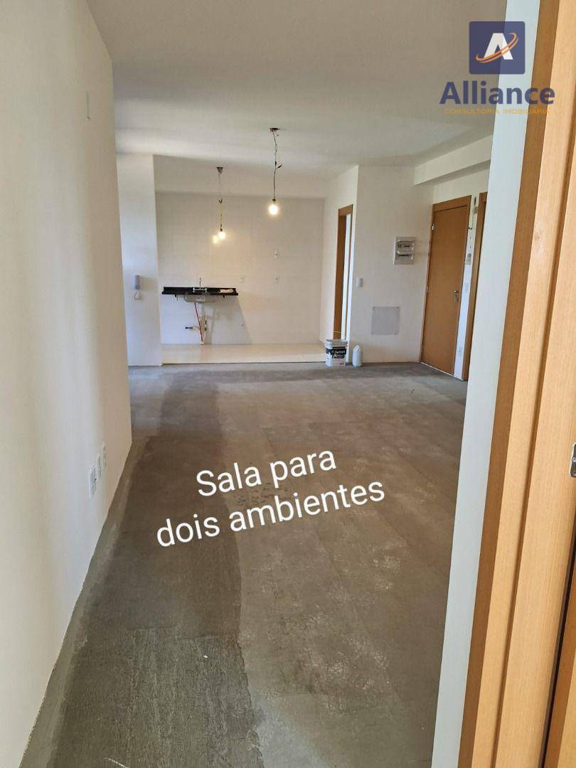 Apartamento à venda com 3 quartos, 105m² - Foto 3