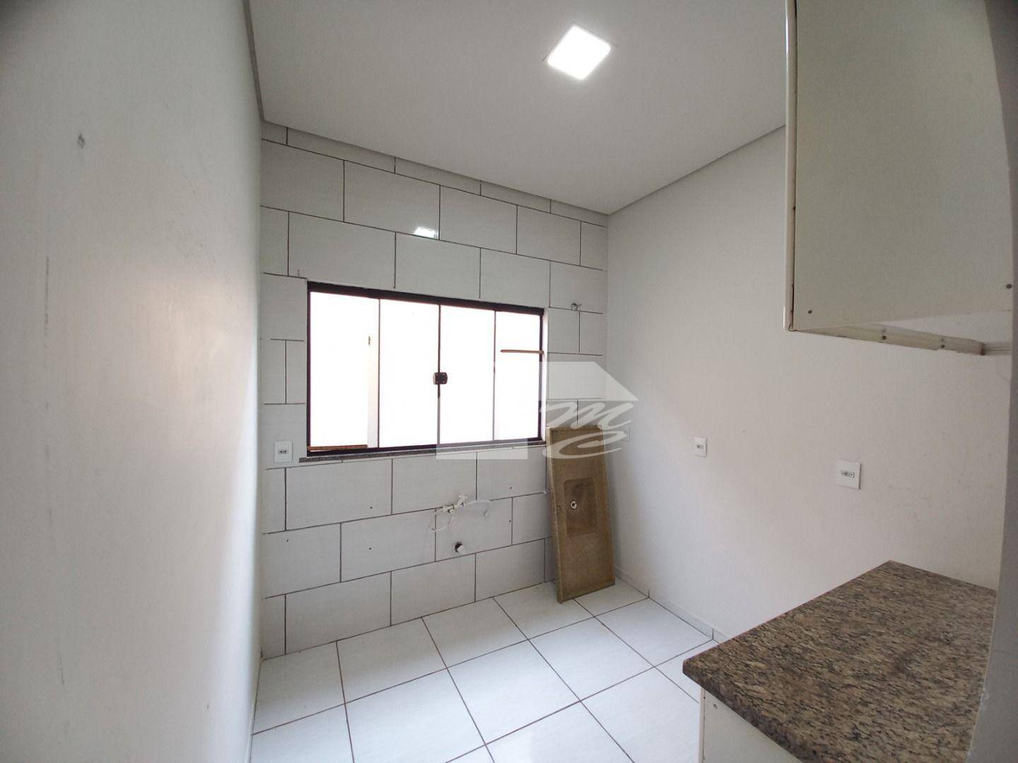 Casa à venda com 2 quartos, 55m² - Foto 8