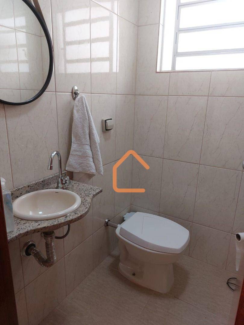 Casa à venda com 3 quartos, 190m² - Foto 15