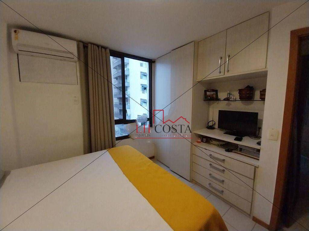 Apartamento à venda com 3 quartos, 115m² - Foto 19