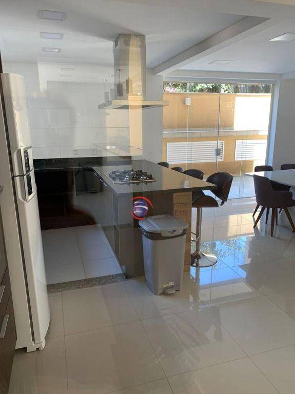 Apartamento à venda com 2 quartos, 64m² - Foto 24