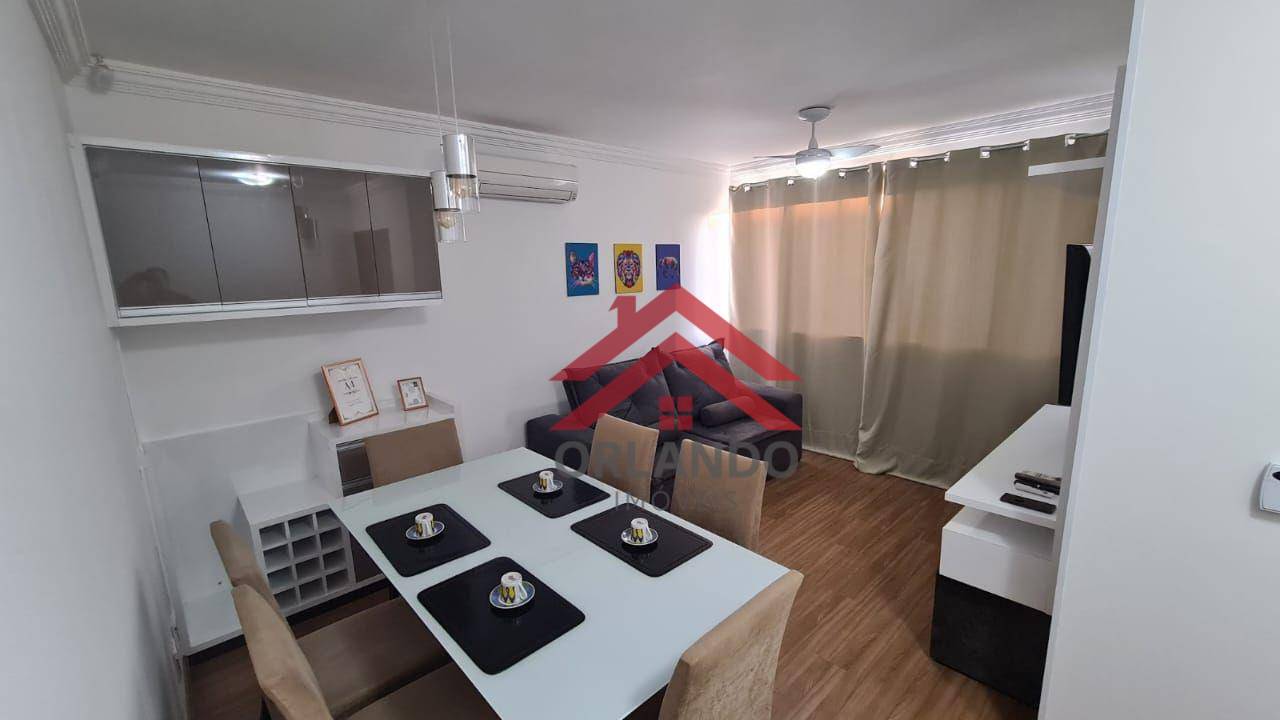 Apartamento à venda com 2 quartos, 70m² - Foto 1