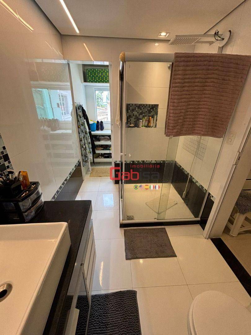 Casa à venda com 4 quartos, 240m² - Foto 43