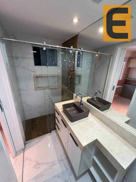 Apartamento à venda com 4 quartos, 220m² - Foto 21