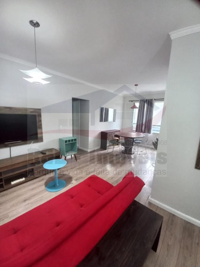 Apartamento à venda com 2 quartos, 62m² - Foto 1