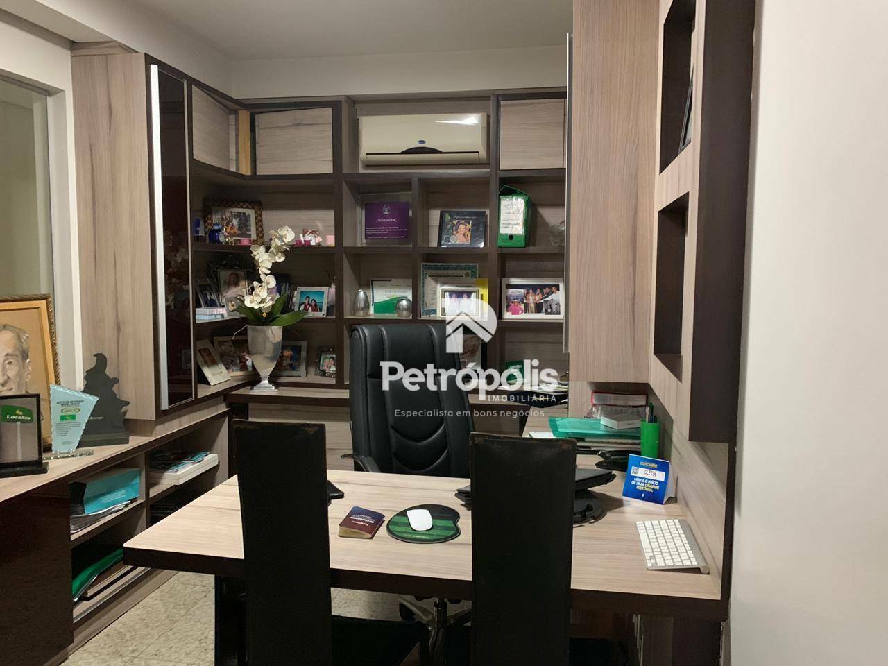 Apartamento à venda e aluguel com 3 quartos, 231m² - Foto 3