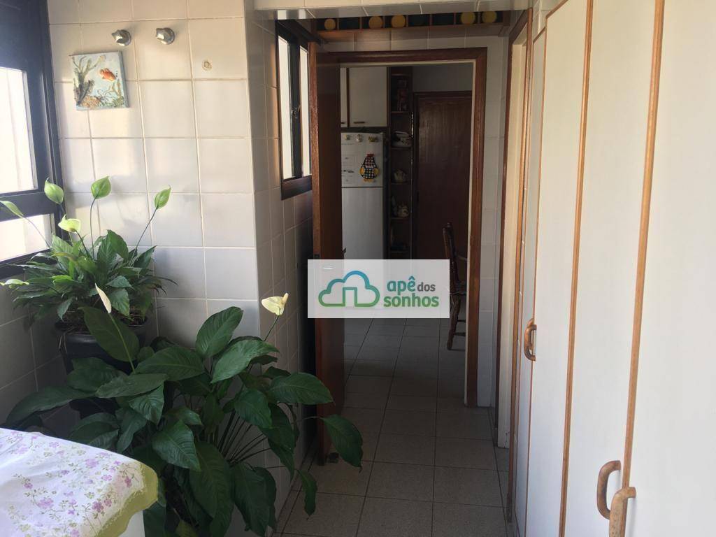 Apartamento à venda com 4 quartos, 172m² - Foto 11