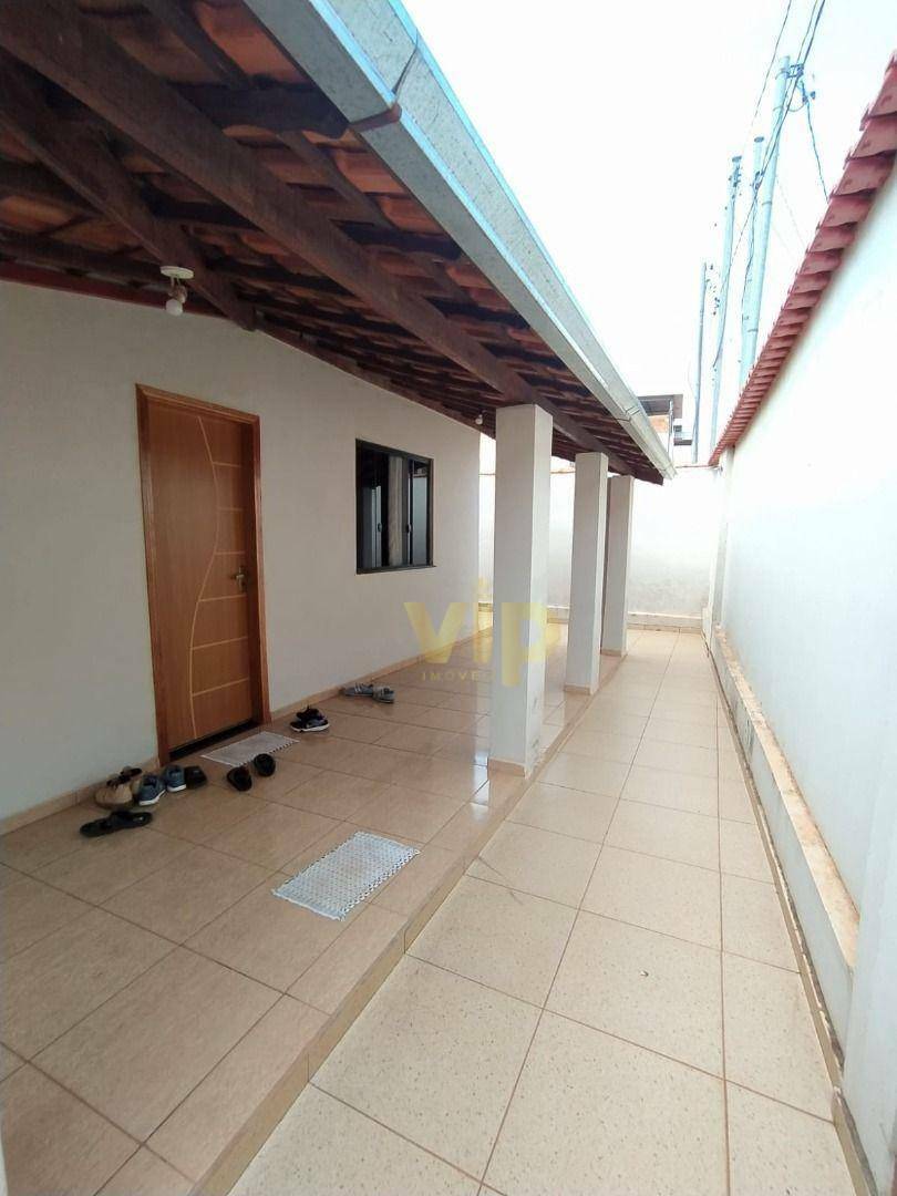 Casa à venda com 3 quartos, 200m² - Foto 13