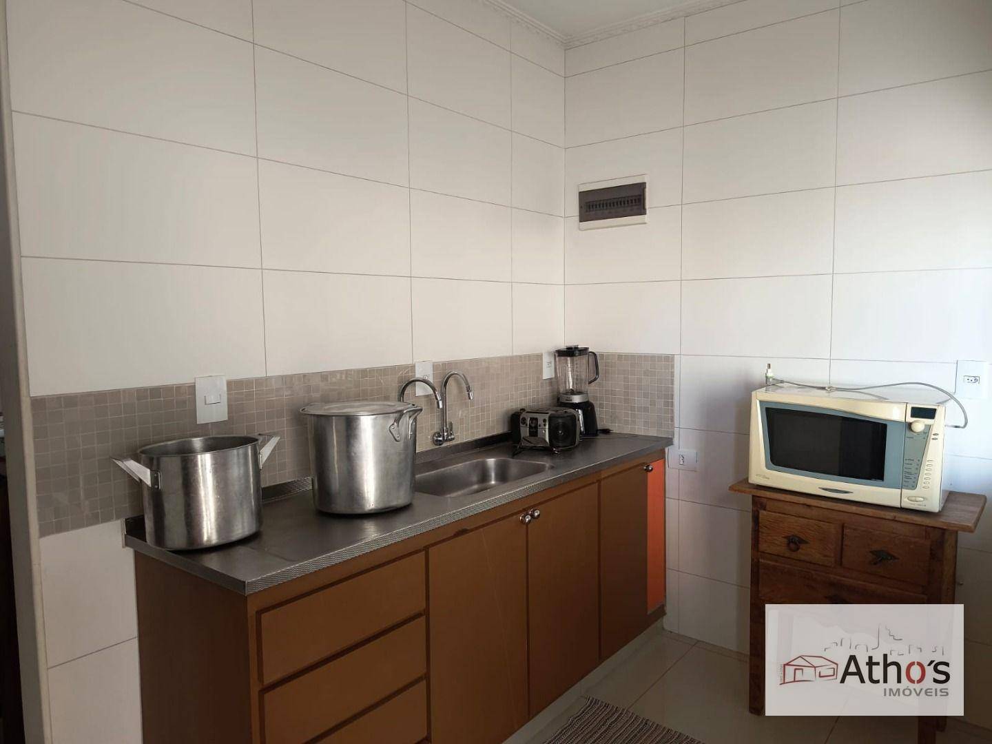 Casa à venda e aluguel com 4 quartos, 340m² - Foto 5