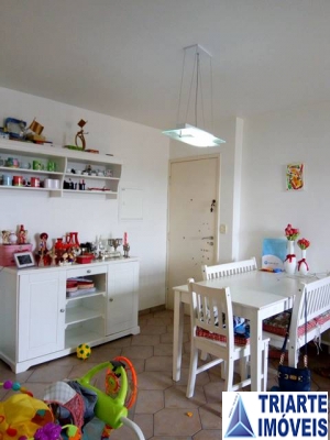 Apartamento à venda com 3 quartos, 74m² - Foto 3