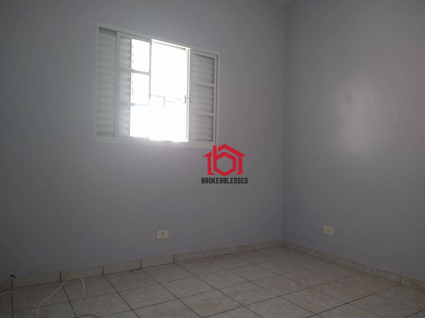 Casa para alugar com 2 quartos, 125M2 - Foto 11