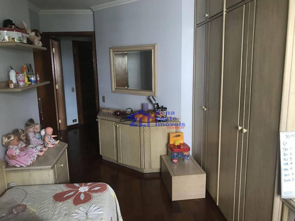 Apartamento à venda com 4 quartos, 164m² - Foto 17