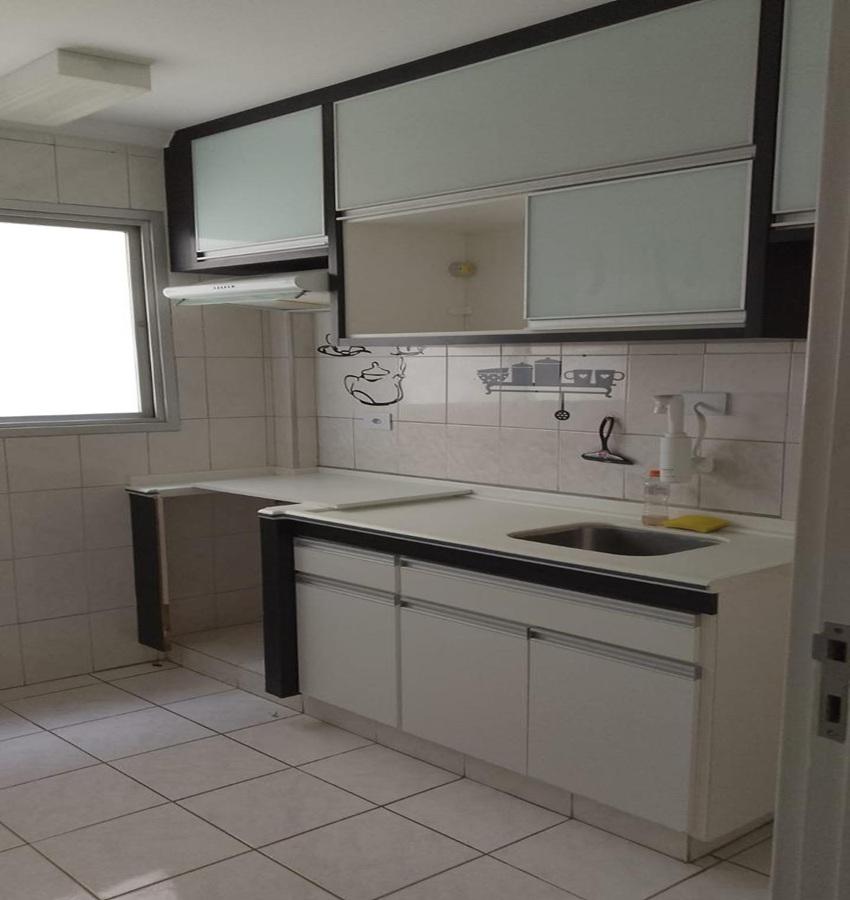 Apartamento à venda com 1 quarto, 37m² - Foto 1