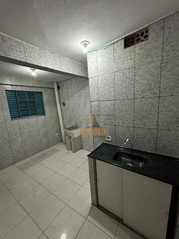 Sobrado à venda com 2 quartos, 190m² - Foto 6