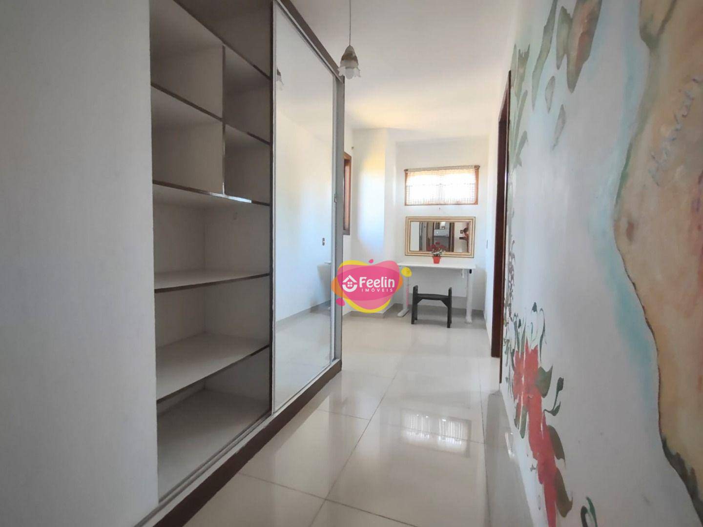 Casa à venda com 6 quartos, 350m² - Foto 22