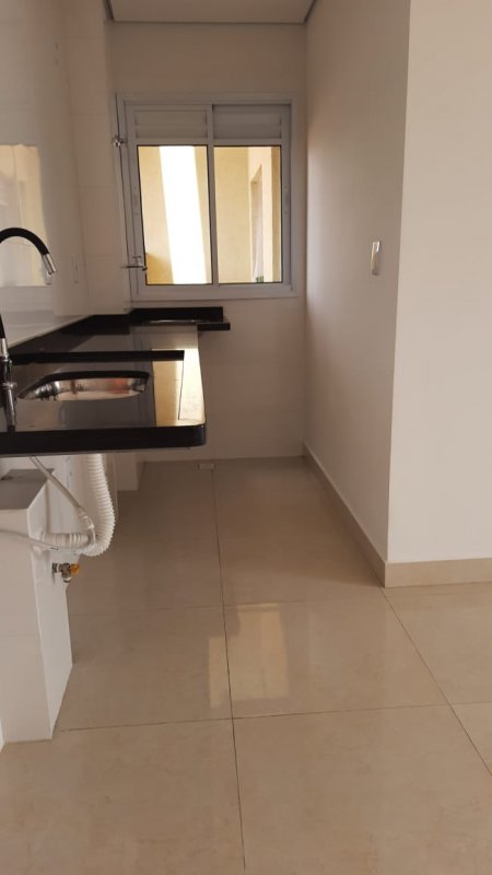 Apartamento à venda com 2 quartos, 45m² - Foto 4