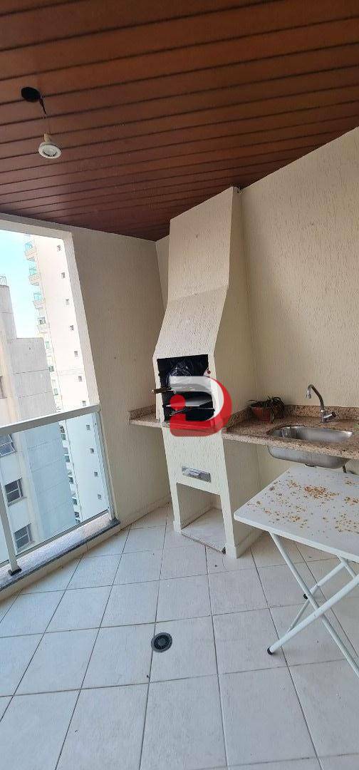 Apartamento para alugar com 3 quartos, 98m² - Foto 8