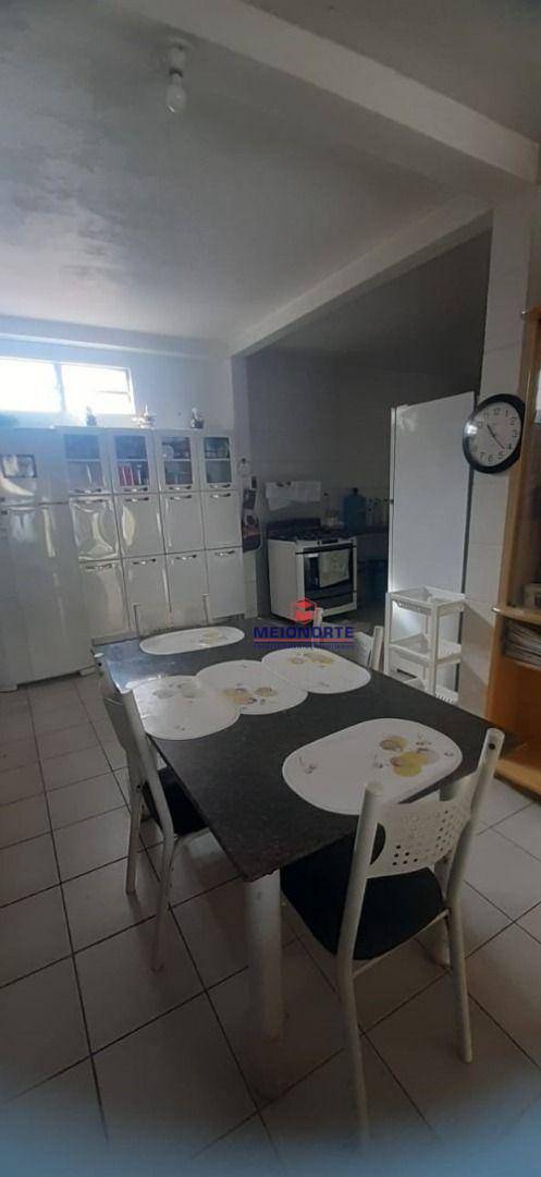 Casa de Condomínio à venda e aluguel com 3 quartos, 150m² - Foto 2