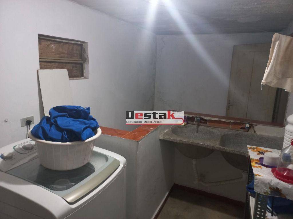 Sobrado à venda com 3 quartos, 350m² - Foto 26