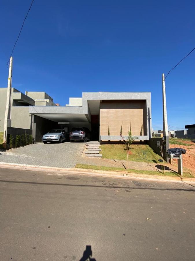 Casa à venda com 3 quartos, 168m² - Foto 3