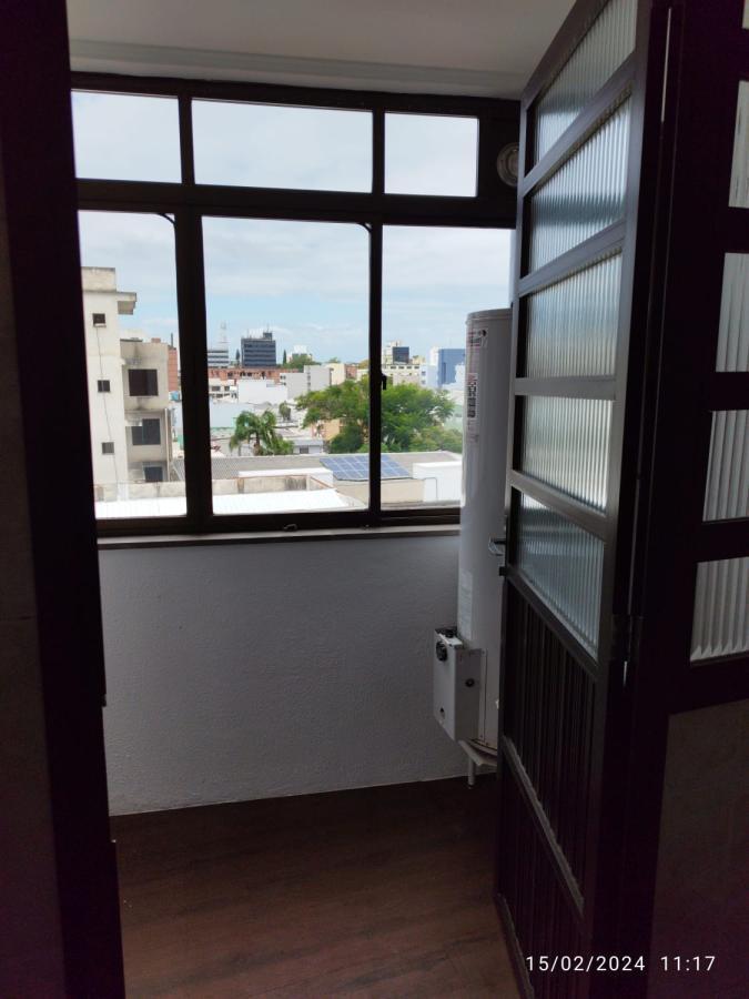 Apartamento à venda com 2 quartos, 79m² - Foto 32