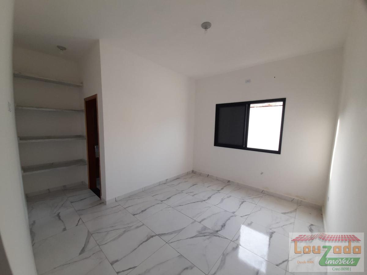 Casa à venda com 2 quartos, 150m² - Foto 8